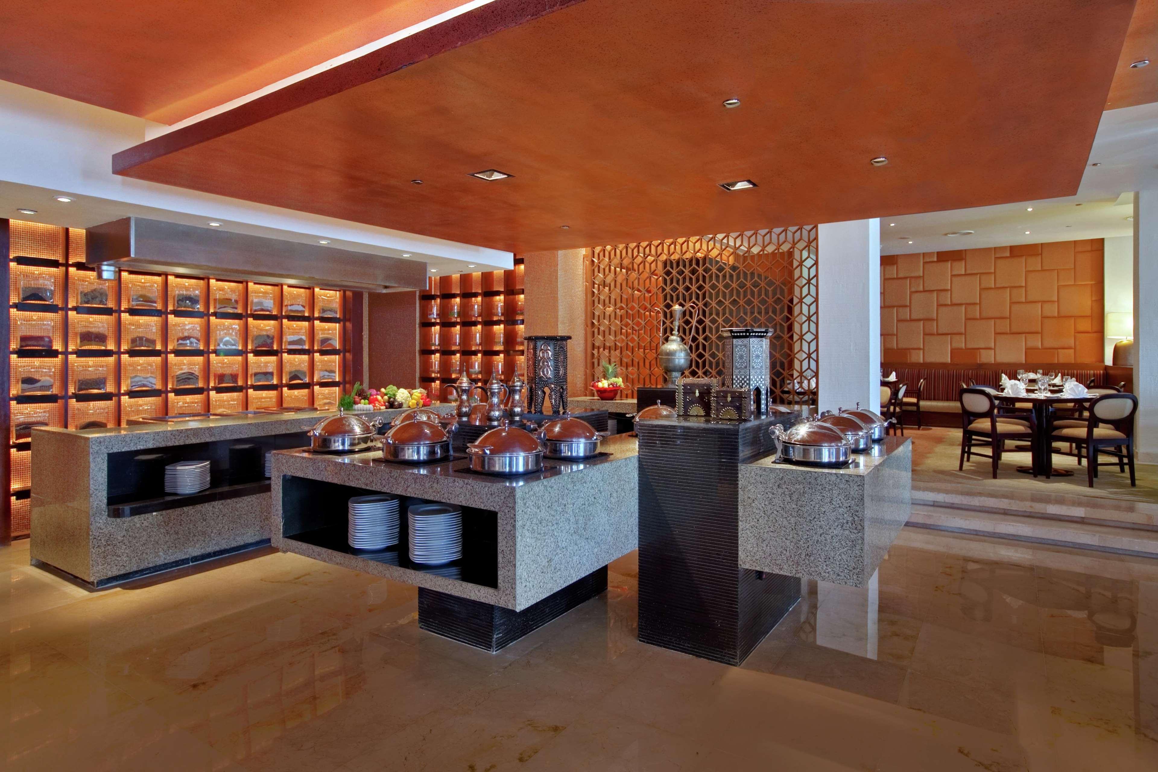 Hilton Luxor Resort y Spa Restaurante foto