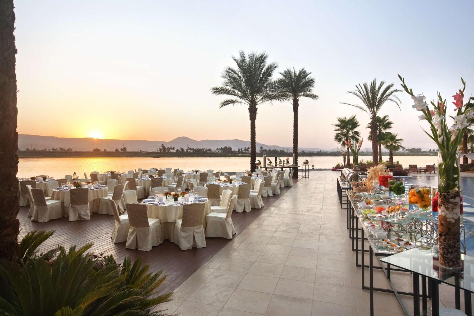 Hilton Luxor Resort y Spa Exterior foto